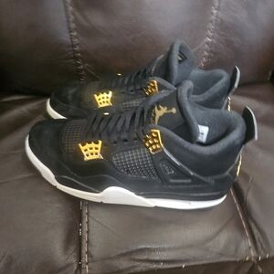 Jordan 4 royalty 👑
